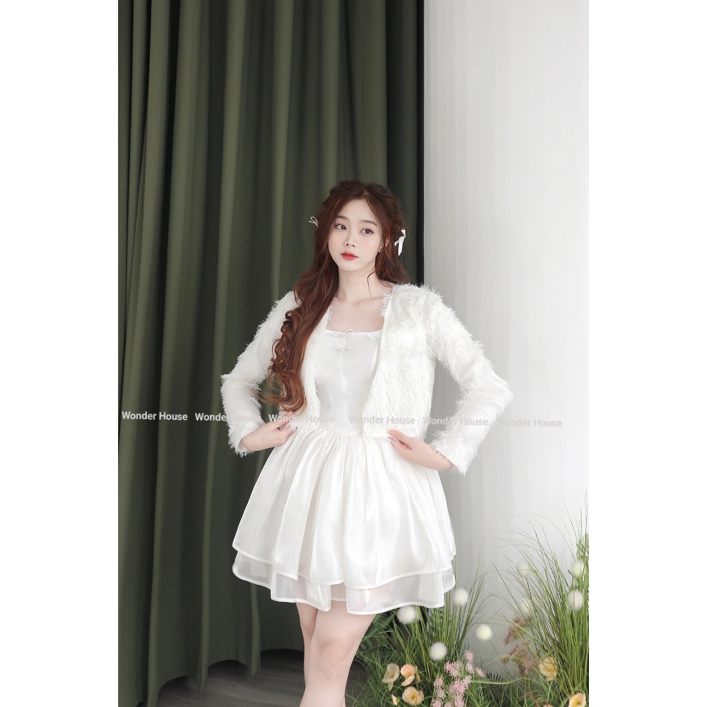 Set Wonderhouse áo lông, đầm trễ vai xòe hai tầng tiểu thư - Mira Dress