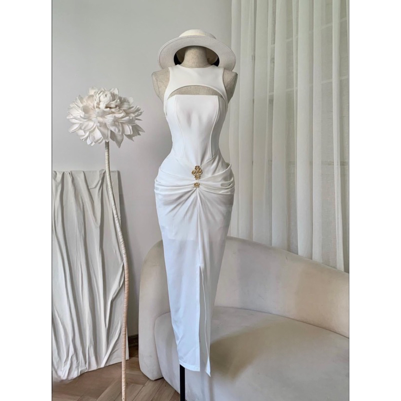 Đầm body khoét ngực kết hoa đá đi tiệc  MH10