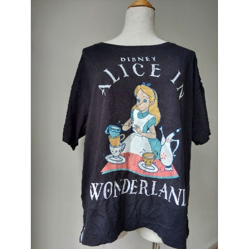 Áo thun hoạt hình các hãng