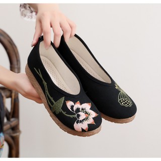 TAM05 - Giày linen thêu hoa sen