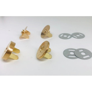 Nút hít hoa văn (Loại thường), 18mm (loại dày và mỏng)