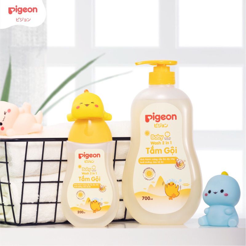 [Tặng PHẤN PIGEON]  Sữa tắm & Sữa tắm gội 2in1 Pigeon 700ml