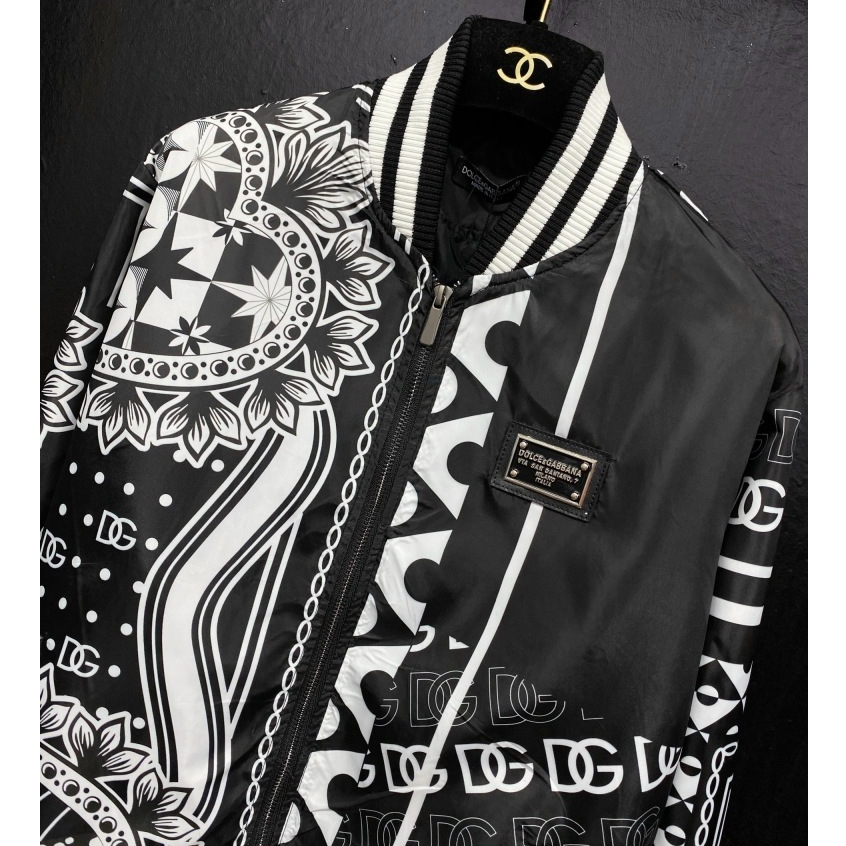 Áo Khoác Gió Hai Lớp D.G Đính Lô Gô Kim Loại Chất Gió tàu Chống Nước Hàng Neww 2023