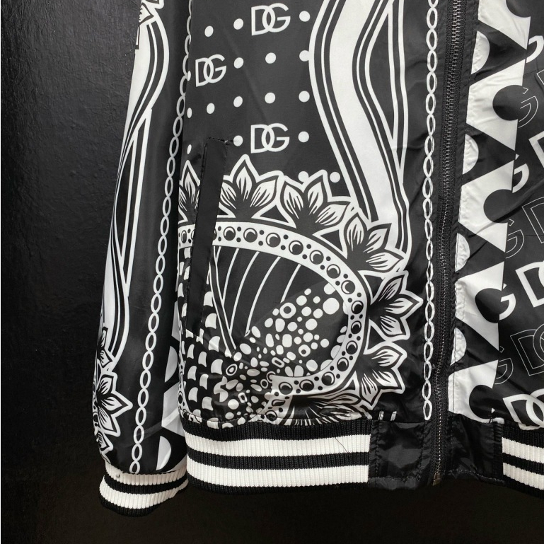 Áo Khoác Gió Hai Lớp D.G Đính Lô Gô Kim Loại Chất Gió tàu Chống Nước Hàng Neww 2023