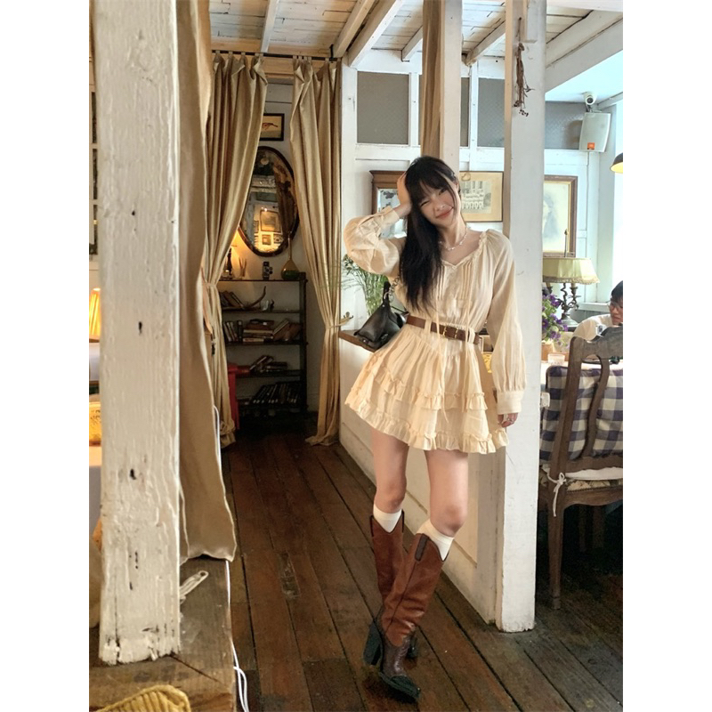 Váy dài tay tiểu thư dáng xoè