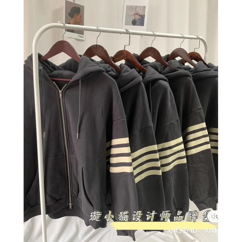 Áo khoác có mũ Thom