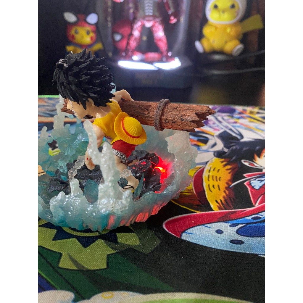Luffy Cầm Gỗ marineford  chibi có led nháy  - animegear.store