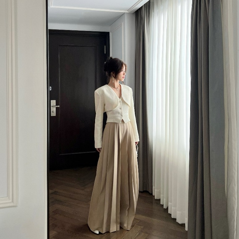 Áo Khoác Tweed Kiểu Nữ Dáng Ngắn Dài Tay & Áo Gile Phối Túi Đính Khuy Bạc Vuông Sang Trọng Đi Làm - Baie Coat & Vest