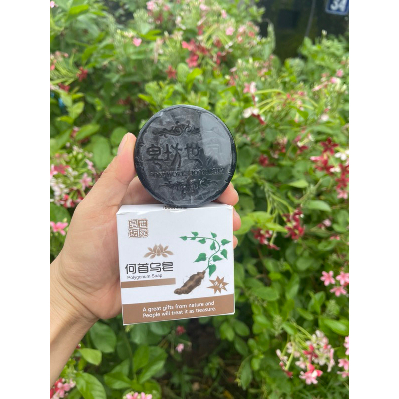 Xà phòng gội đầu hà thủ ô giúp kích thích mọc tóc giúp làm đen tóc chắc khoẻ