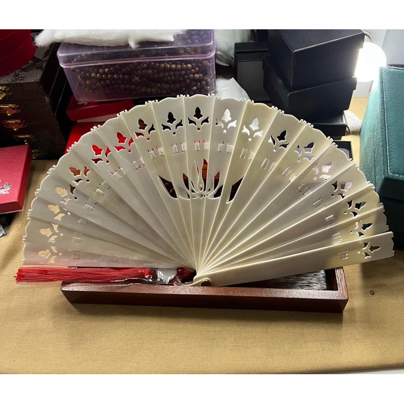 Quạt giả sừng hầu đồng