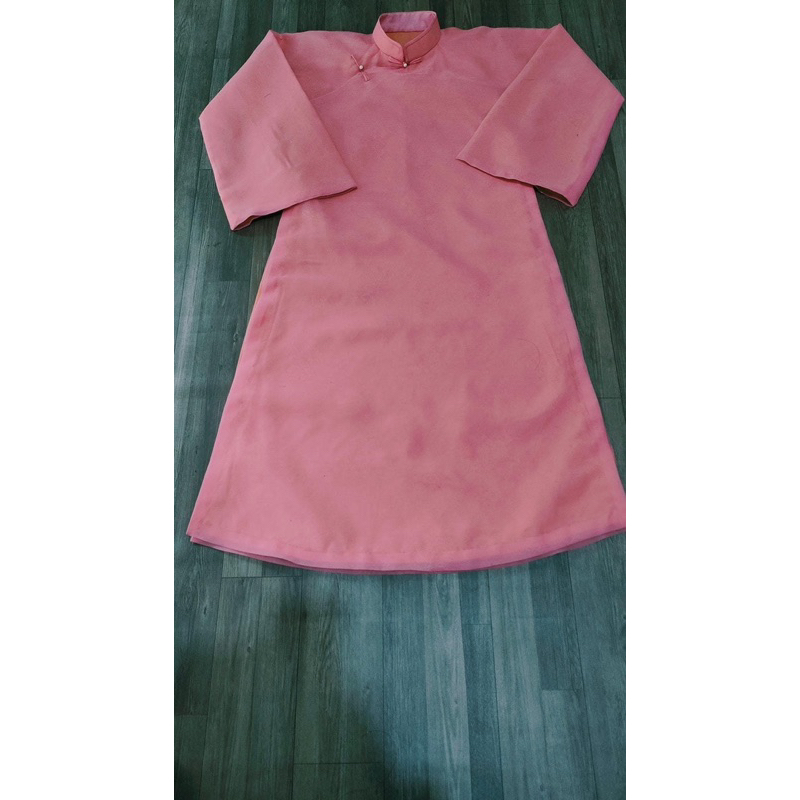 Áo dài ngũ thân đi lễ hầu đồng