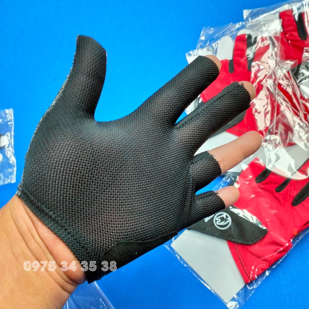 Găng tay Bida Predator thiết kế mới, ngón cái dài, thoáng khí chất lượng cao.