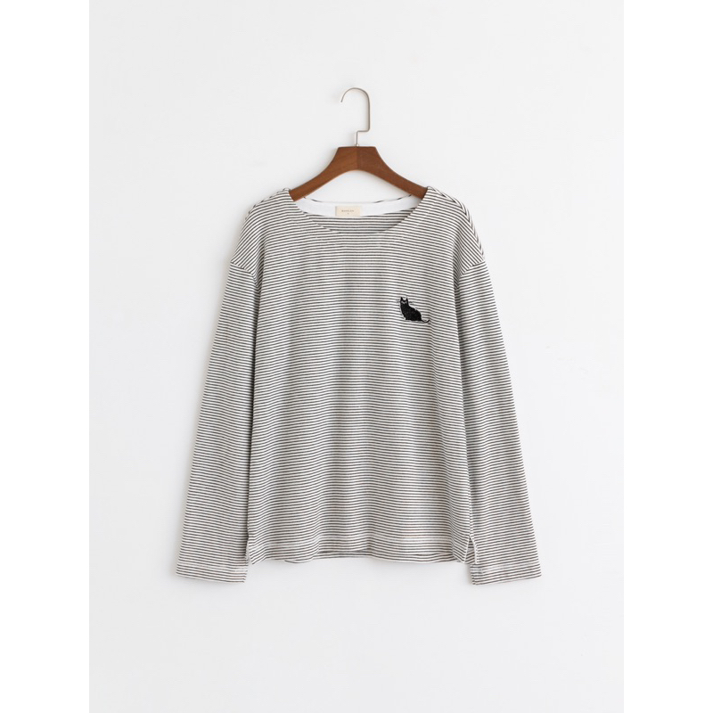 Áo sweater kẻ line oversize thêu cute cat MADELEN