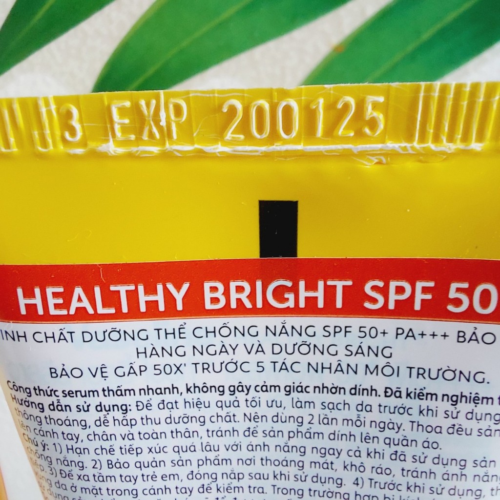 Dưỡng Thể Body Chống Nắng & Dưỡng Sáng Da Toàn Thân Vaseline Healthy Bright 300ml
