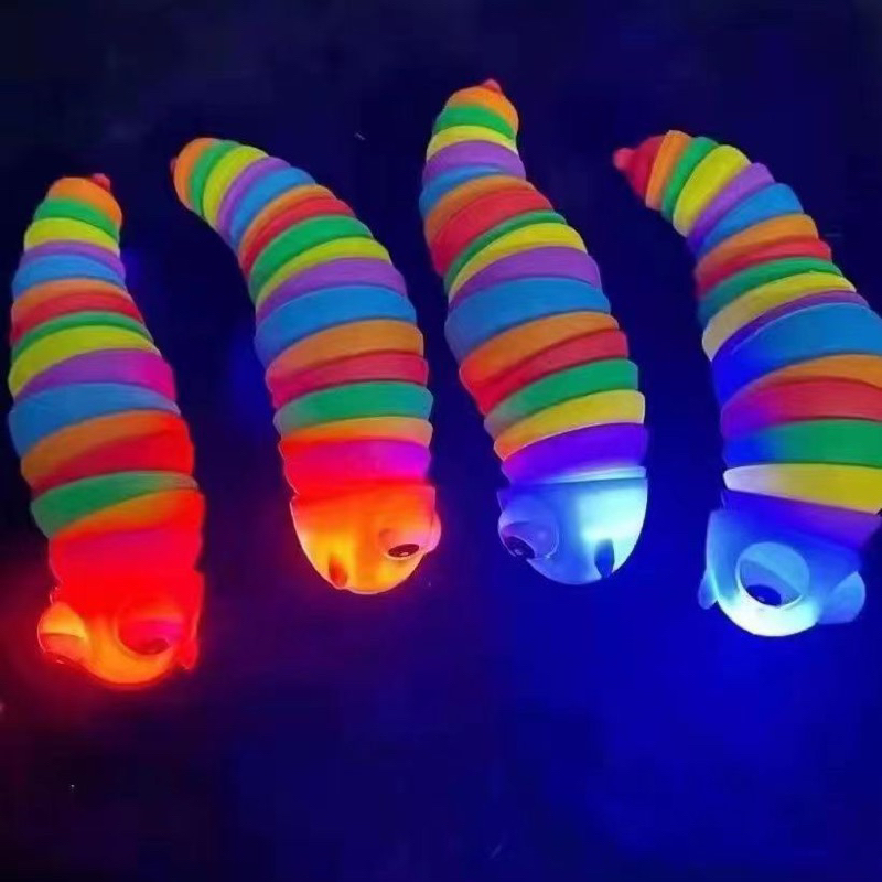 Đồ chơi tôm hùm, sâu phát sáng size to nhiều màu sắc cho bé