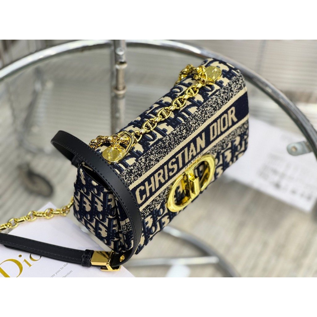 Túi Dior SUPPER VIP rip ngang độc đáo ,phụ kiện sáng vàng sang trong, bắt mắt- Shop Lynh