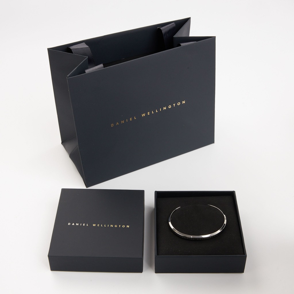 Vòng tay nam nữ Daniel Wellington Classic DW Cuff Chính Hãng - Khắc tên theo yêu cầu