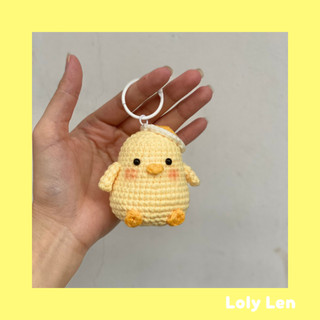 Móc khóa/keychain bé gà đội trứng mông to bằng len, đan móc thủ công