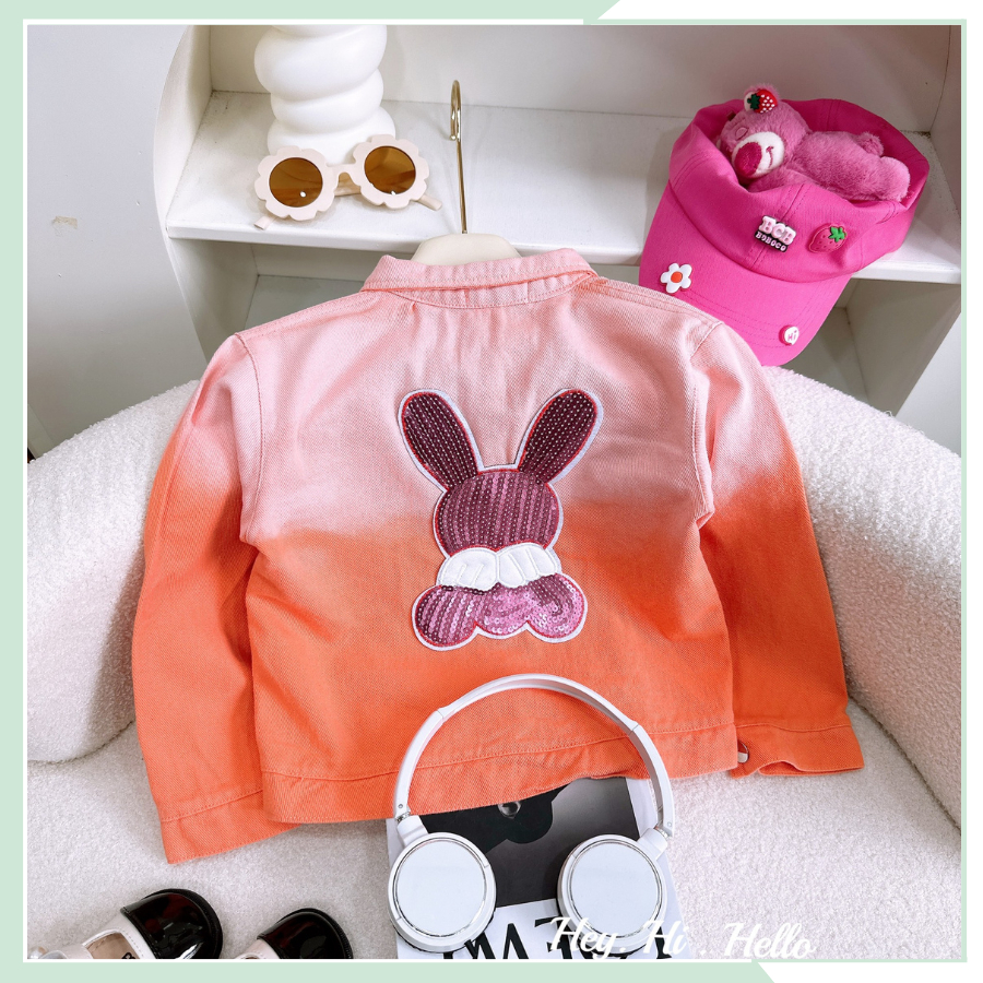 Áo khoác jean màu loang dài tay đính thỏ hạt cá tính, áo khoác denim thu đông cho bé gái AK13