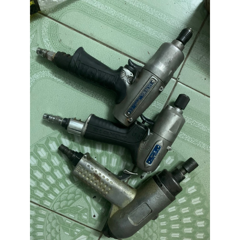 Súng bắn vít hơi nhật bãi