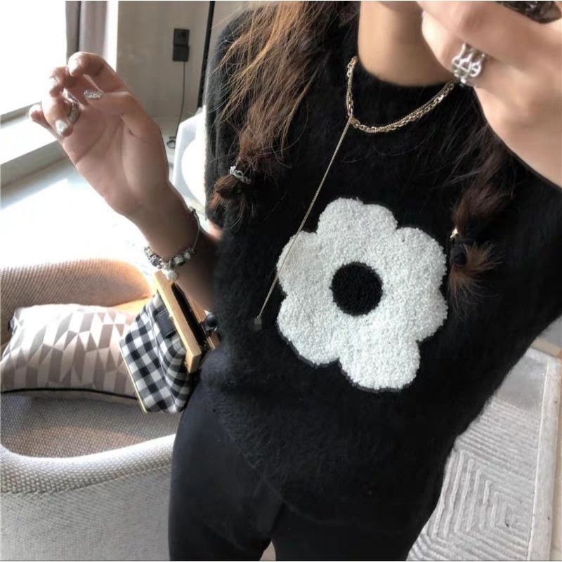 Áo len montoghi hình bông hoa vải lông nổi 2023