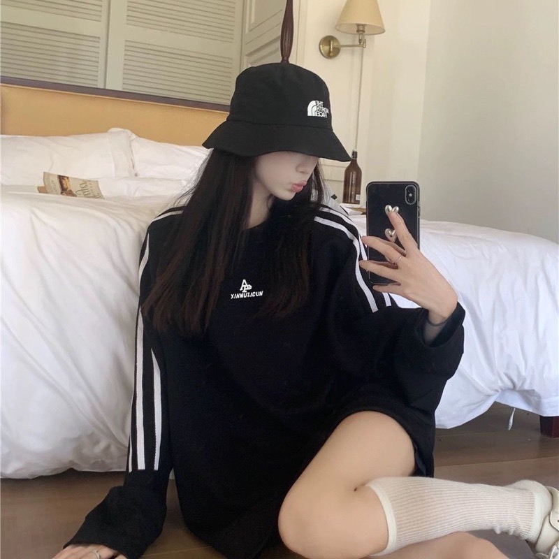 Áo Sweater Nam Nữ , Áo Nỉ Cổ Tròn UNISEX Kẻ Sọc Nhẹ Nhàng TL11