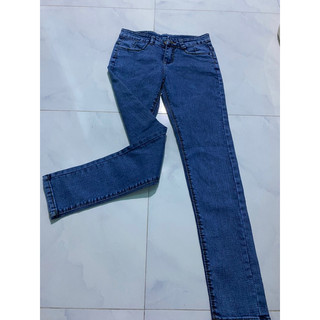 Chân váy da, xếp li, quần jean