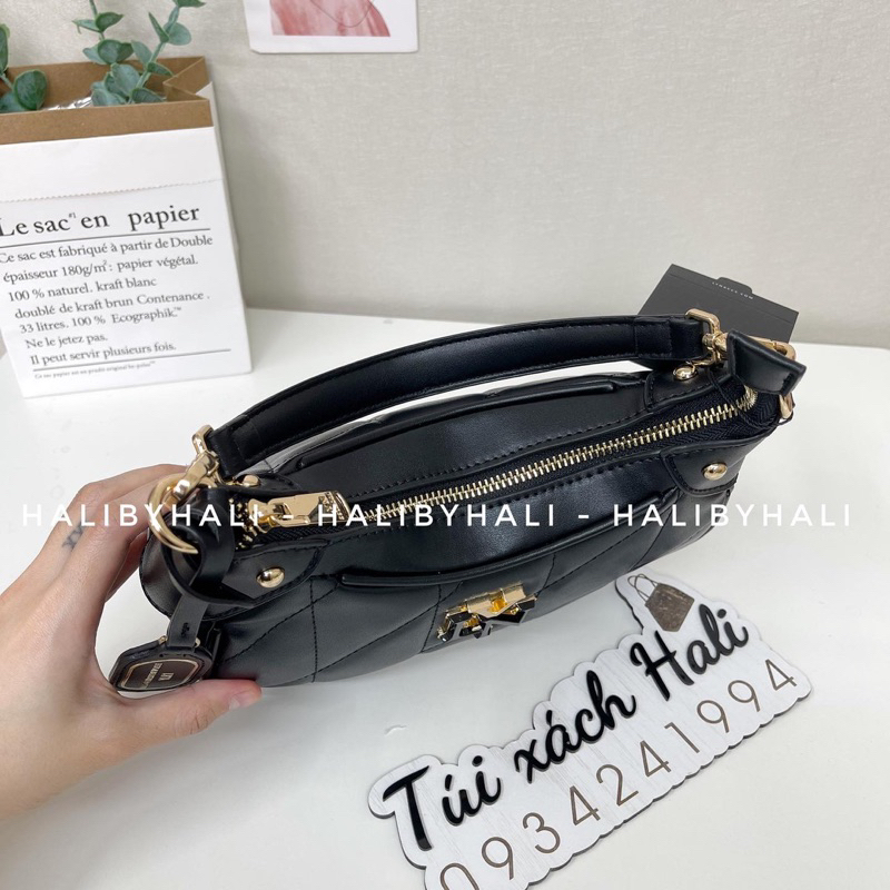 Túi lyn trám dáng bầu kèm quai xách và dây đeo chéo kiểu dáng lịch sự sang trọng hợp thời trang