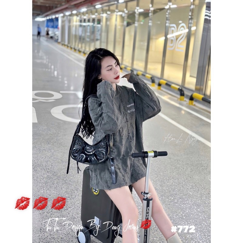 Áo thom chữ rách tay dài hàng QC