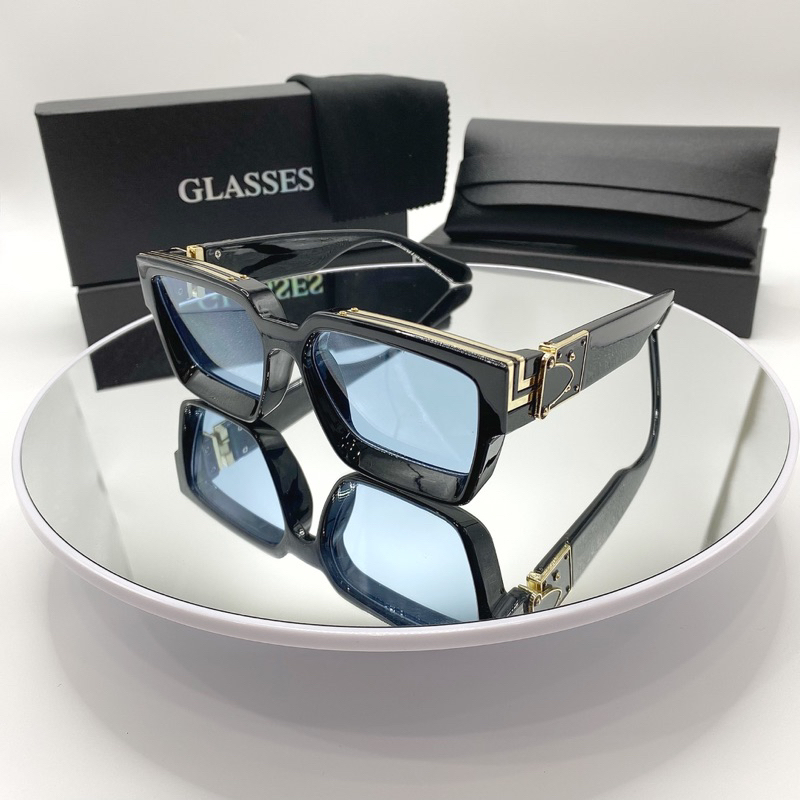 Kính L.V Version 2023