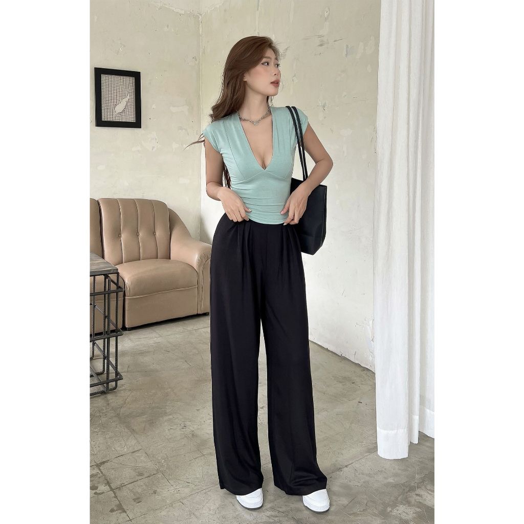 Áo thun nữ tay ngắn cổ V sexy vạt bầu thun lụa trơn co giãn tốt freesize - Feliza Clothing