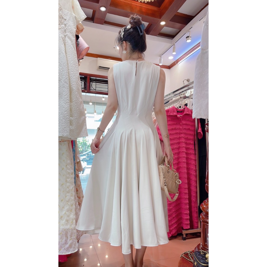 VÁY SÁT NÁCH XÒE TRÒN SIÊU TỐN VẢI