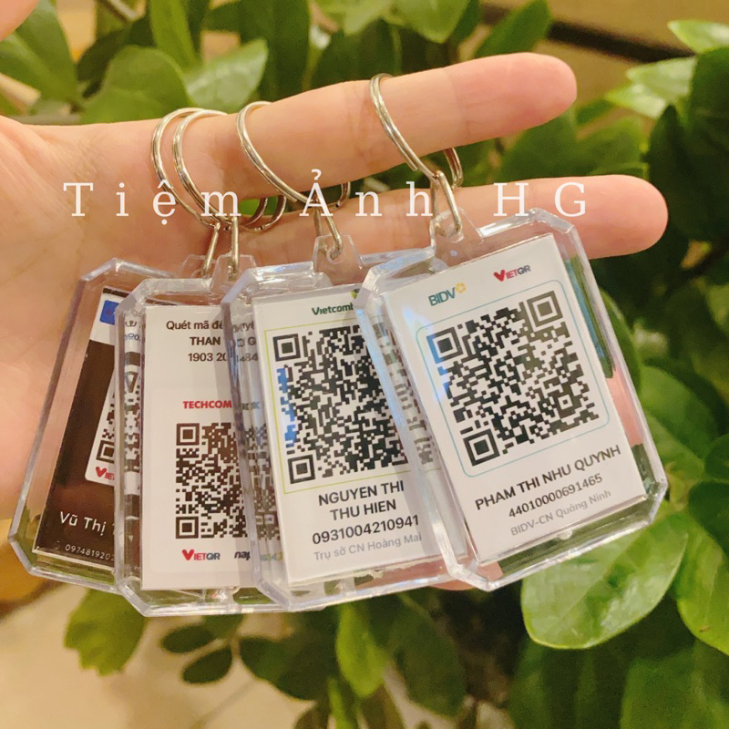 Móc chìa khoá in mã QR code tài khoản ngân hàng theo yêu cầu