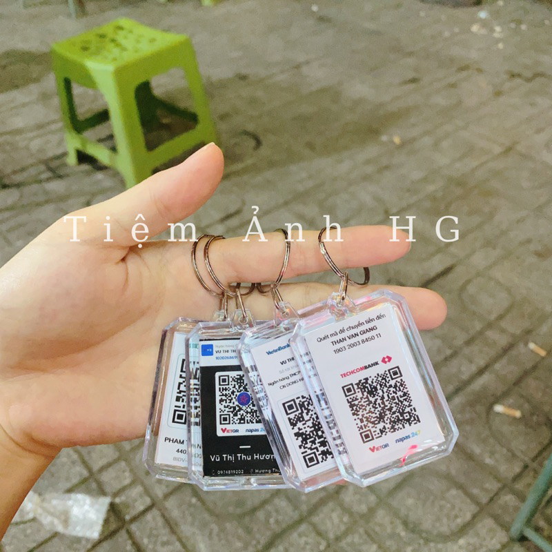 Móc chìa khoá in mã QR code tài khoản ngân hàng theo yêu cầu