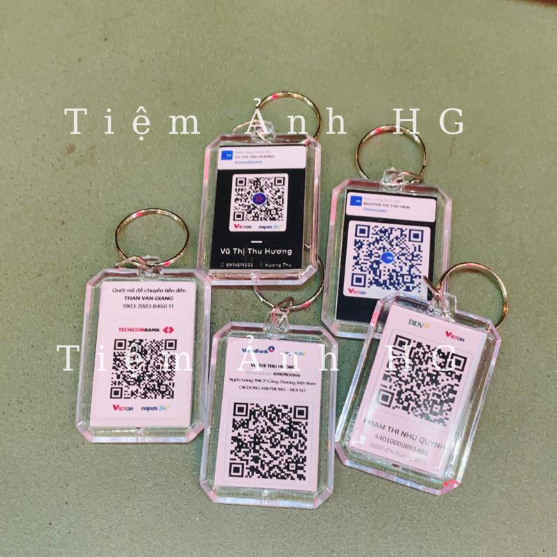 Móc chìa khoá in mã QR code tài khoản ngân hàng theo yêu cầu
