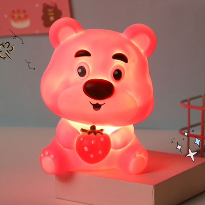 Đèn Ngủ Để Bàn Mini Pin Lotso Ôm Dâu Decor Trang Trí MEILI STORE