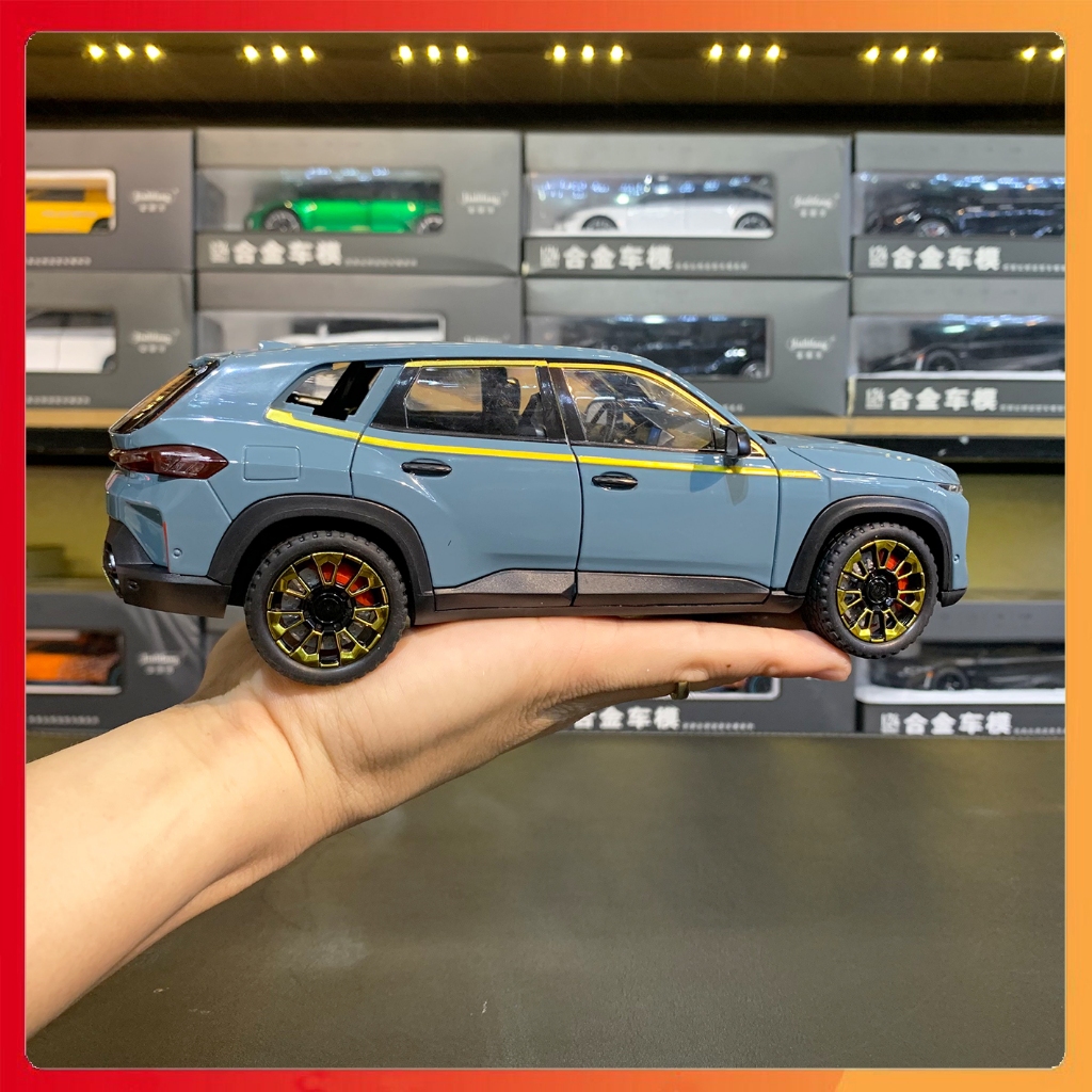Mô hình xe BMW XM tỉ lệ 1:24 Jinlifang