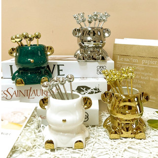 Set 6 Thìa Nĩa kèm Hũ sứ Bearbrick Cao Cấp điểm vàng | Hũ sứ hình Gấu Bearbrick kèm 6 nĩa thìa Cao Cấp