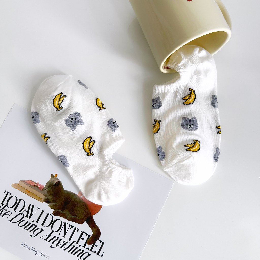 Tất vớ lười nữ BABY CAT & BANANA, hoạ tiết mèo và trái chuối - Nhập khẩu Hàn Quốc