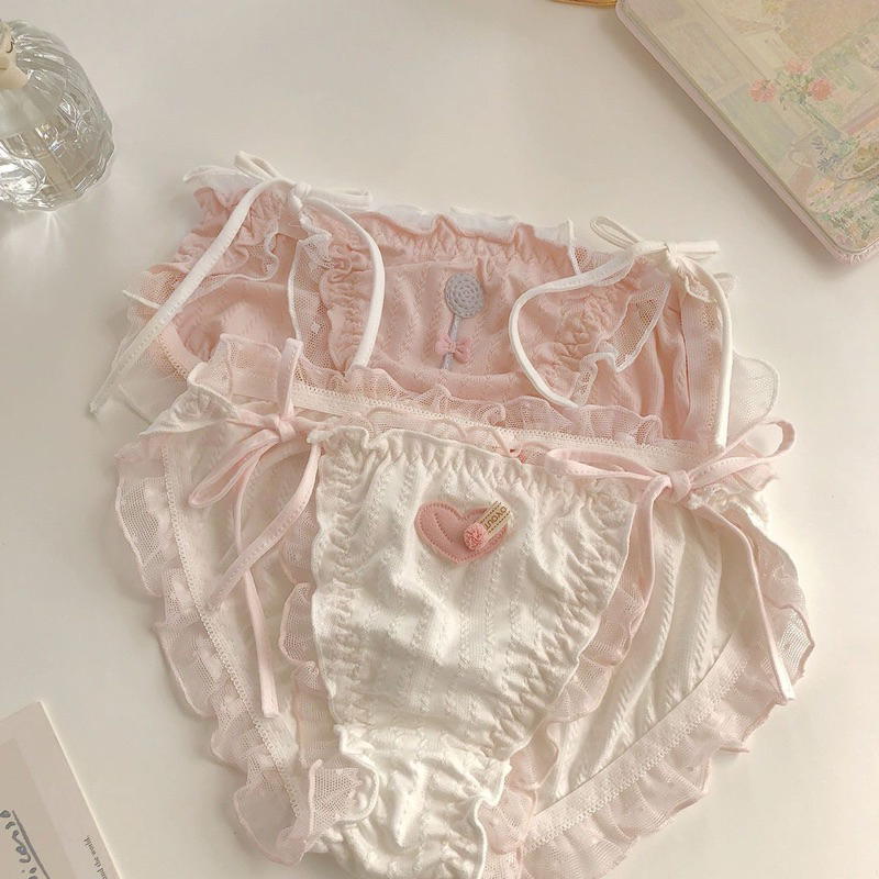 Quần lót cotton phối ren cột dây hai bên M006