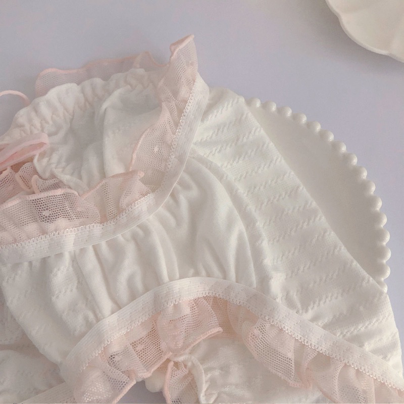 Quần lót cotton phối ren cột dây hai bên M006