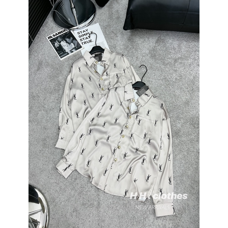 Áo Sơ Mi Logo Khuy Vàng H2 • Melanie Boutique