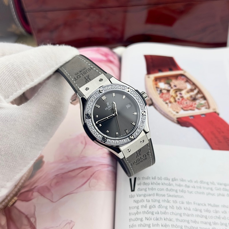 Đồng hồ nữ hub.lot