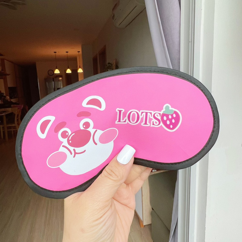 BỊT MẮT NGỦ CÓ TÚI GEL GẤU DÂU LOTSO