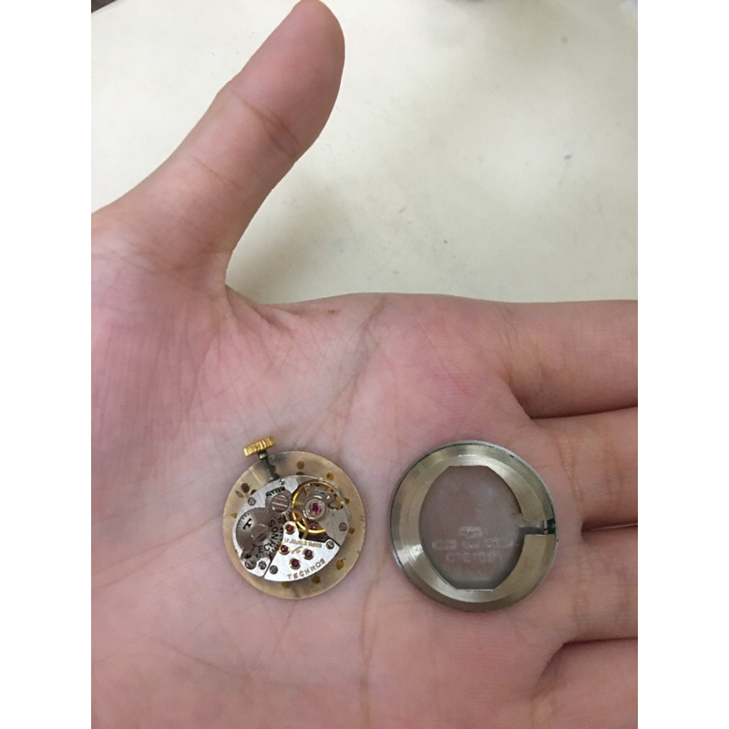 - Đồng hồ cơ nữ Technos starlady thuỵ sĩ