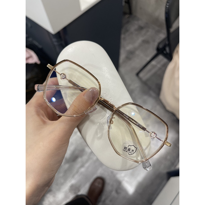 Mắt kính đa giác doremon doraemon