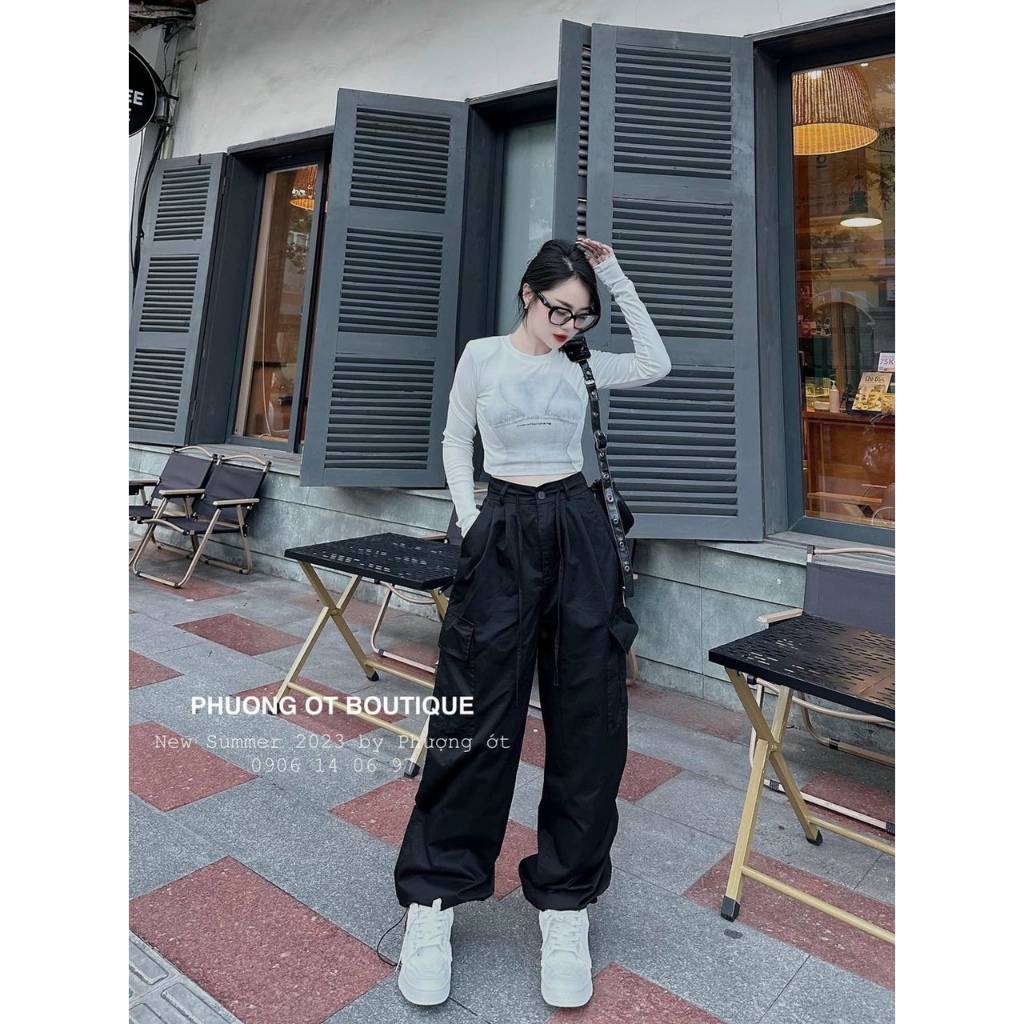 Set Bộ 2 Món: Áo Thun Trắng Croptop Dài Tay Họa Tiết Hình Siêu Hot + Quần Suông Túi Hộp Cá Tính, Xinh Xắn