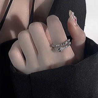 Nhẫn rắn mắt đen xoắn tròn nữ siêu ngầu