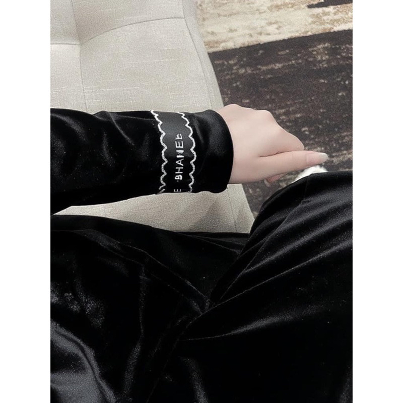 Bộ nhung pijama dày dặn