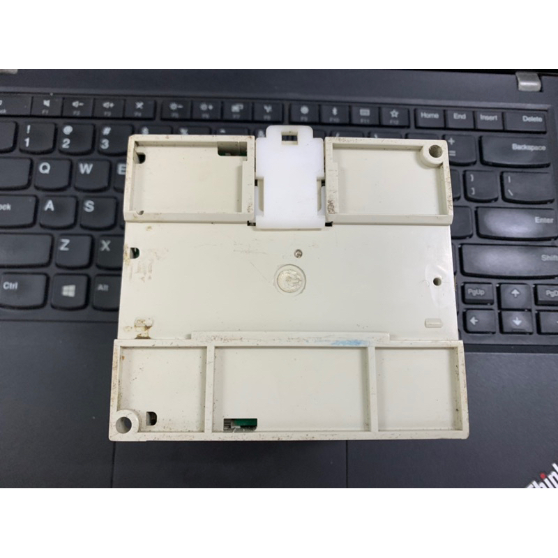 Bộ điều khiển lập trình PLC Mitsubishi FX1S-30MT-001  đã qua sử dụng